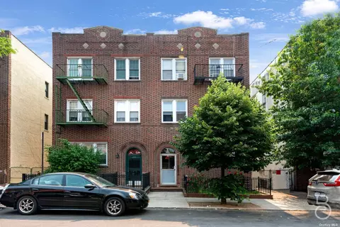 47-15 44th St, Woodside, NY 11377