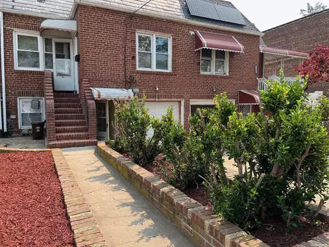 89-59 Vanderveer St, Queens Village, NY 11427
