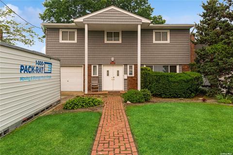 2863 Bellmore Ave, Bellmore, NY 11710