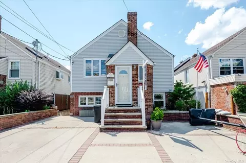 163-44 95th St, Howard Beach, NY 11414