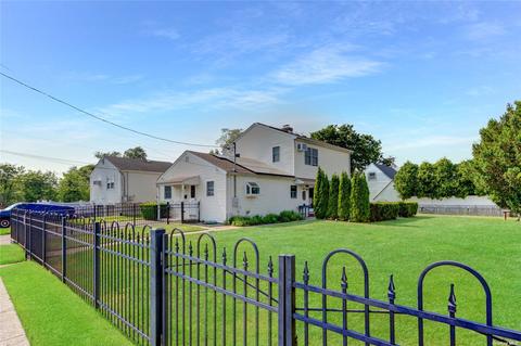 77 Ontario Ave, Massapequa, NY 11758