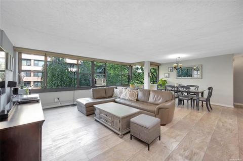 162-40 9th Ave #4D, Beechhurst, NY 11357