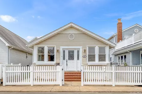 67 Arizona Ave, Long Beach, NY 11561