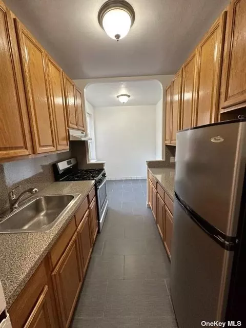 35-21 79th St #5G, Jackson Heights, NY 11372