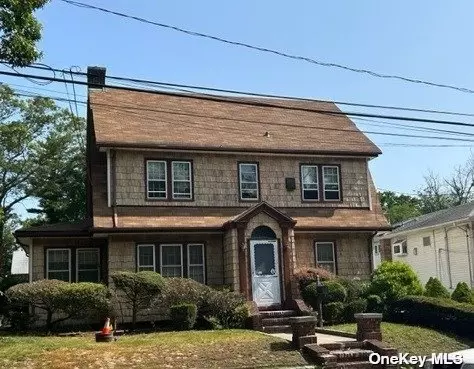619 Brooklyn Ave, Baldwin, NY 11510