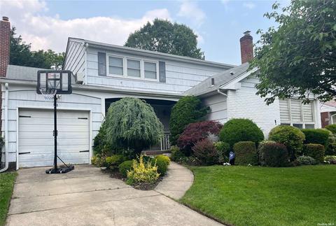588 Washington St, West Hempstead, NY 11552