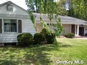 Undisclosed, Lake Ronkonkoma, NY 11779