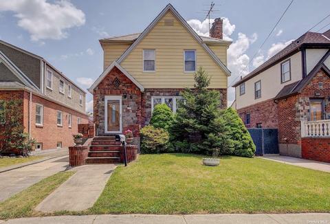 46-35 158th St, Flushing, NY 11358