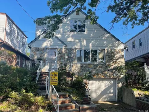 14-11 140th St, Whitestone, NY 11357