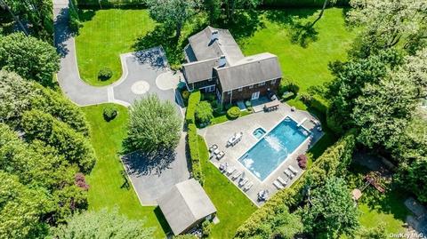 121 Arrandale Ave, Great Neck, NY 11024