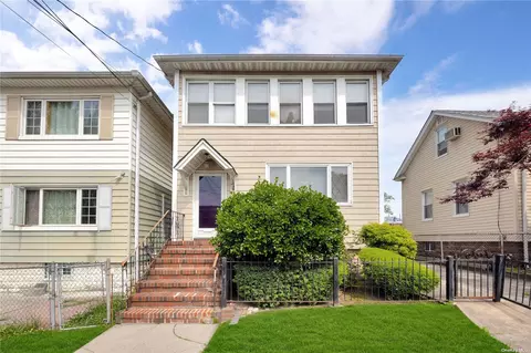 13-21 127th St, College Point, NY 11356