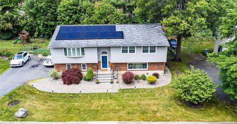 26 Dwight Ave, Ramapo, NY 10977