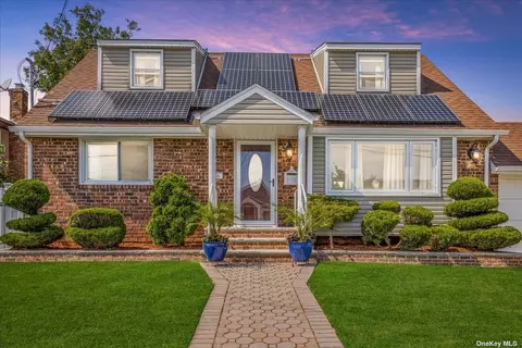 1316 Mcclure Ave, Elmont, NY 11003