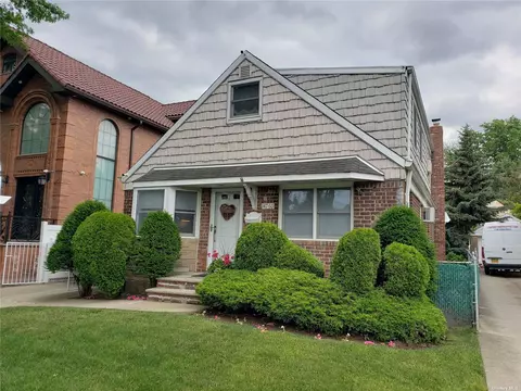 147-60 8th Ave, Whitestone, NY 11357