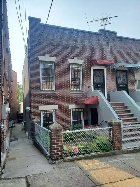 104-10 Otis Ave, Corona, NY 11368