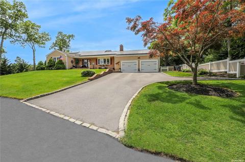 350 Lincoln Rd, Patchogue, NY 11772
