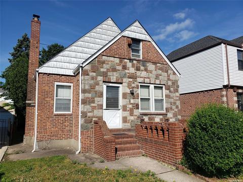 62-06 82nd Pl, Middle Village, NY 11379