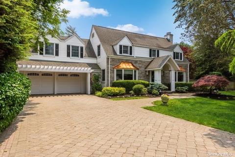 44 Cedar Shore Dr, Massapequa, NY 11758