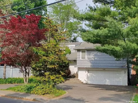 1119 E Broadway, Hewlett, NY 11557