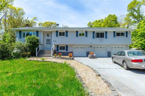 11 Coolidge Pl, Smithtown, NY 11787