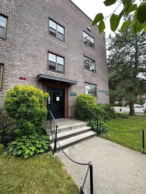 144-04 78th Ave #1J, Flushing, NY 11367