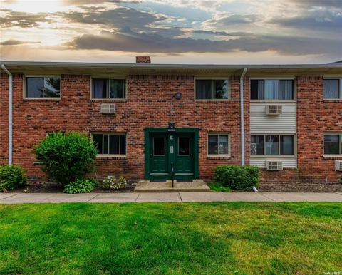 2453 Union Blvd #7A, Islip, NY 11751