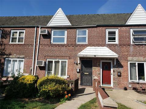 61-70 78th St, Middle Village, NY 11379
