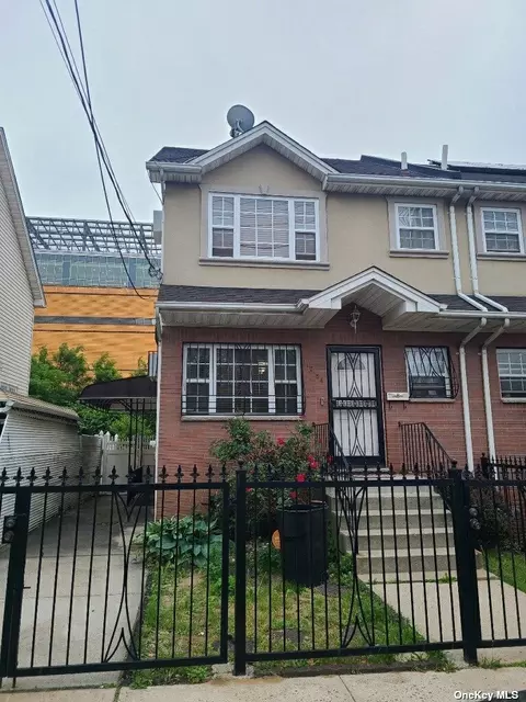 115-54 Marsden St, Jamaica, NY 11434