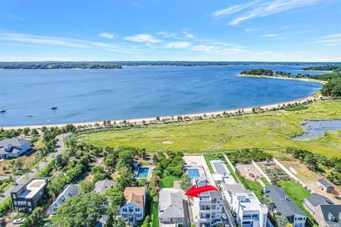 299 Asharoken Ave, Northport, NY 11768