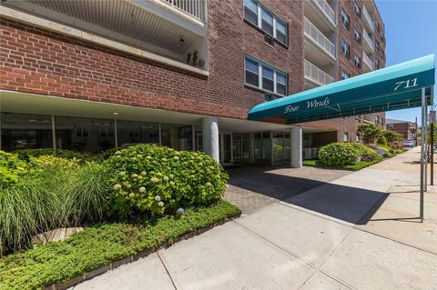 711 Shore Rd #2L, Long Beach, NY 11561