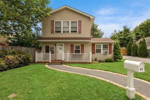 95 Edel Ave, West Babylon, NY 11704