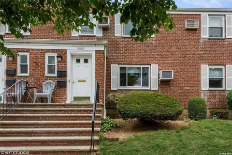 73-75 260 Street 1st #1ST, Glen Oaks, NY 11004