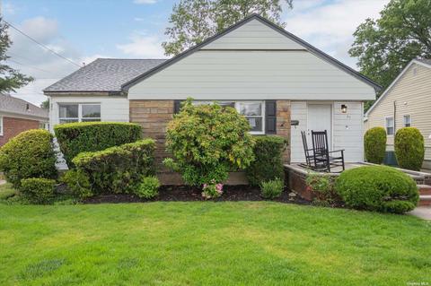 87 Countisbury Ave, Valley Stream, NY 11580