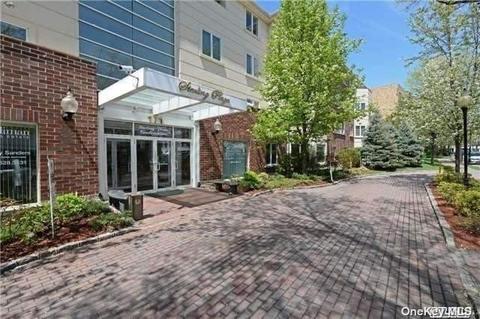 171 Great Neck Rd #4C, Great Neck, NY 11021