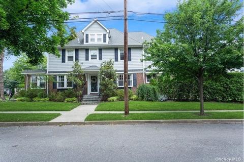 93 Cypress St, Floral Park, NY 11001