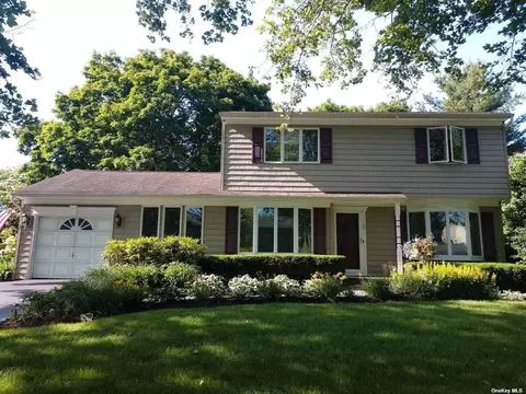 8 New Dorp Pl, Melville, NY 11747