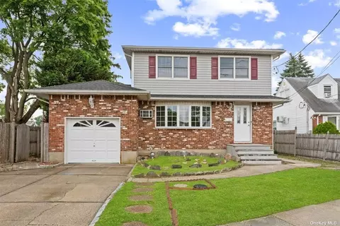 72 Bethpage Rd, Hicksville, NY 11801