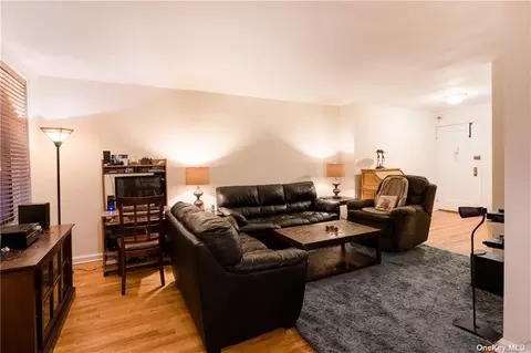 2240 Burnett St #4G, Brooklyn, NY 11229