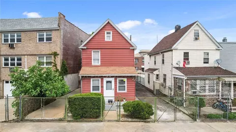 94-21 44th Ave, Elmhurst, NY 11373