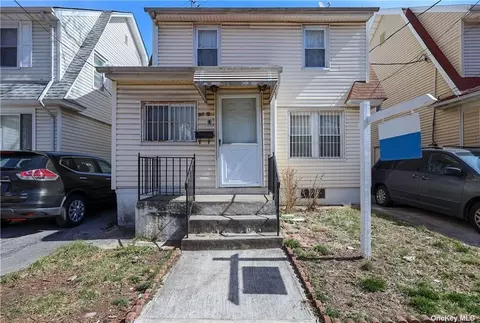 90-19 181st St, Jamaica, NY 11423