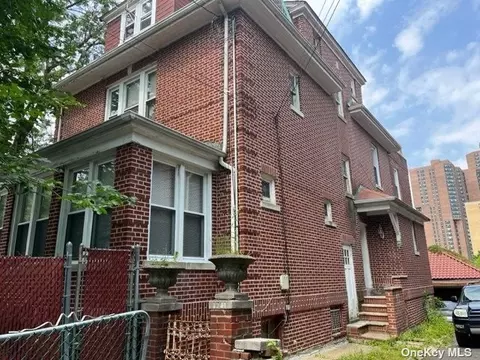 1701 Popham Ave, Bronx, NY 10453