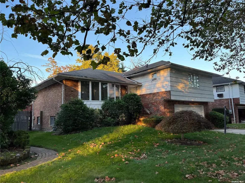 1106 Rosedale Rd, Valley Stream, NY 11581 10 Photos Movoto