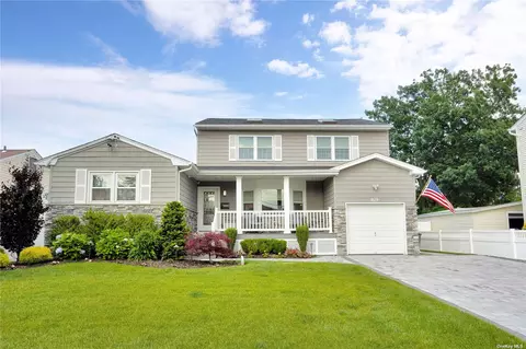 1129 Ruth Pl, North Bellmore, NY 11710