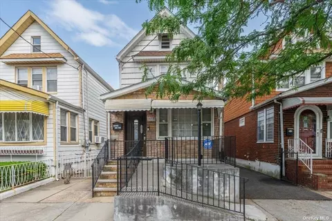 145-19 111th Ave, Jamaica, NY 11435