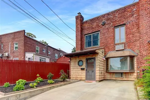 12-20 152nd St, Flushing, NY 11357