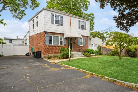 2254 3rd St, East Meadow, NY 11554