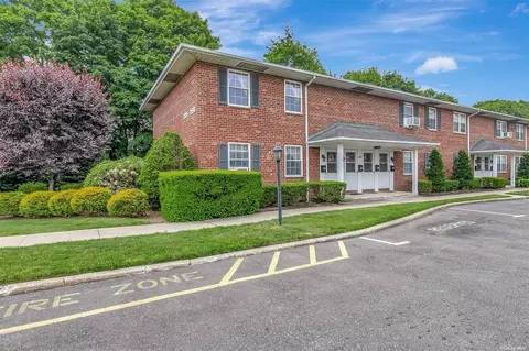 235 Hicksville Rd #2A, Bethpage, NY 11714