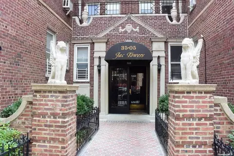 35-05 72 St #1B, Jackson Heights, NY 11372
