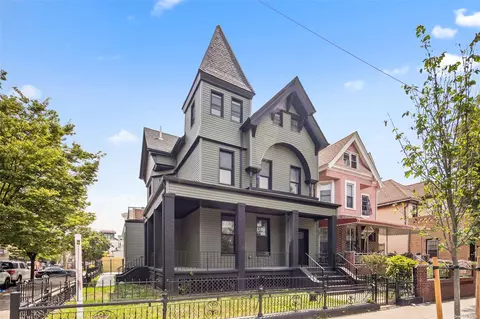 238 Arlington Ave, Brooklyn, NY 11207