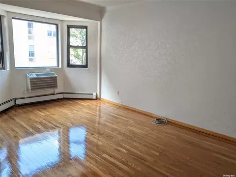 131-11 Kew Gardens Rd #2K, Kew Gardens, NY 11418